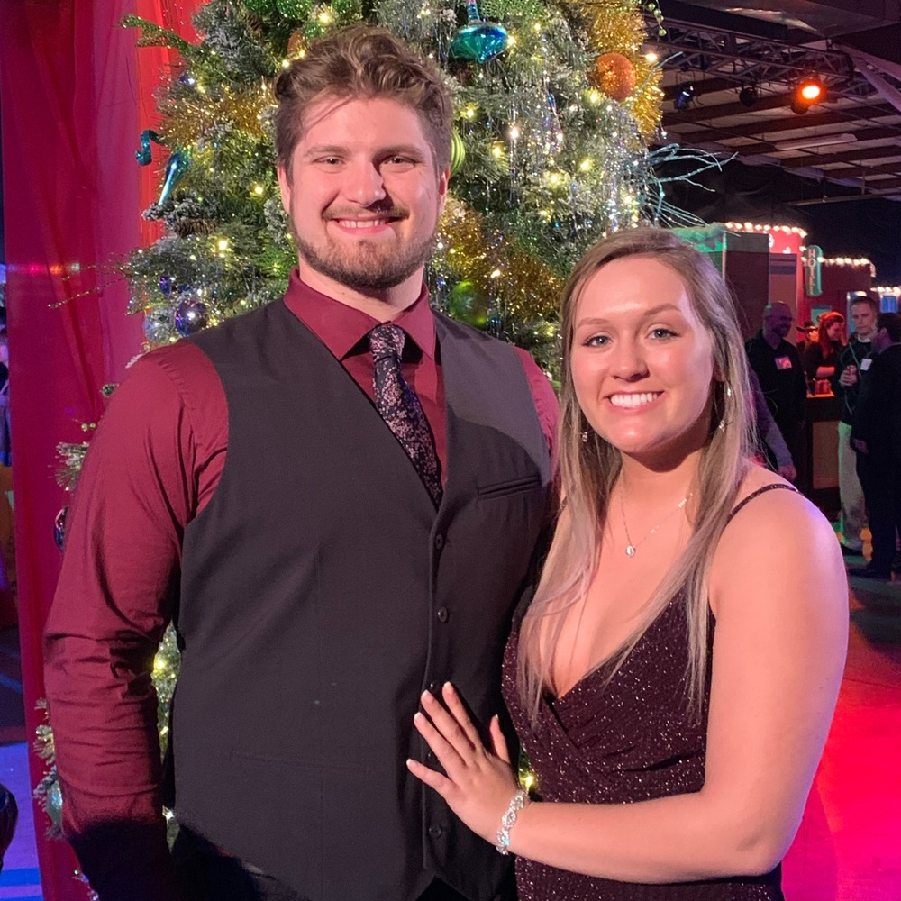 Meet your Poshers, Brayden and Victoria